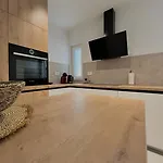 Premium Anemar * Задар
